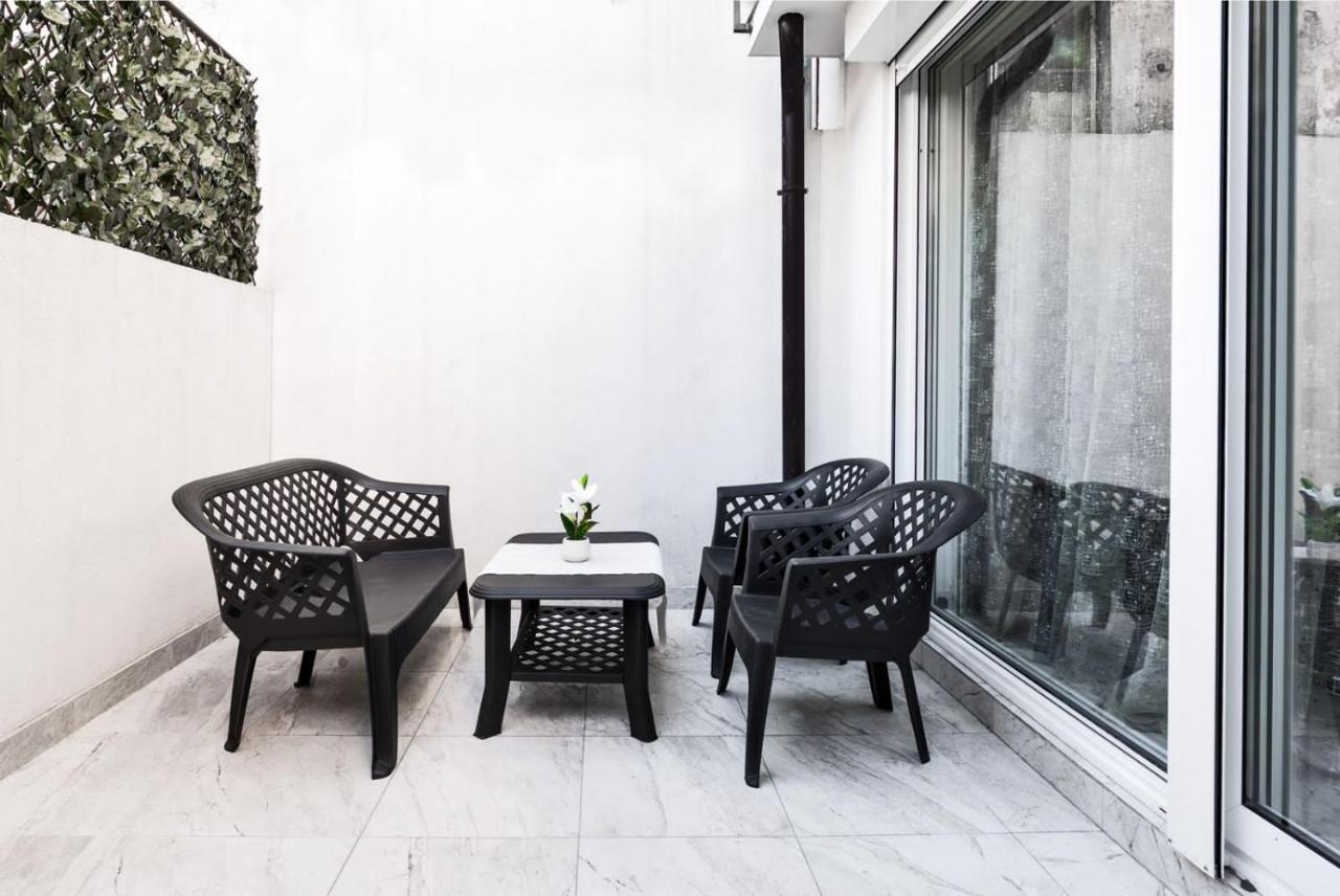 Apartments Sophia Kotor Exterior photo